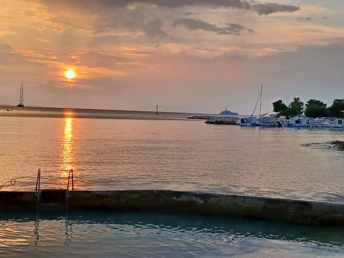 Appartamento Sunset Zara Esterno foto